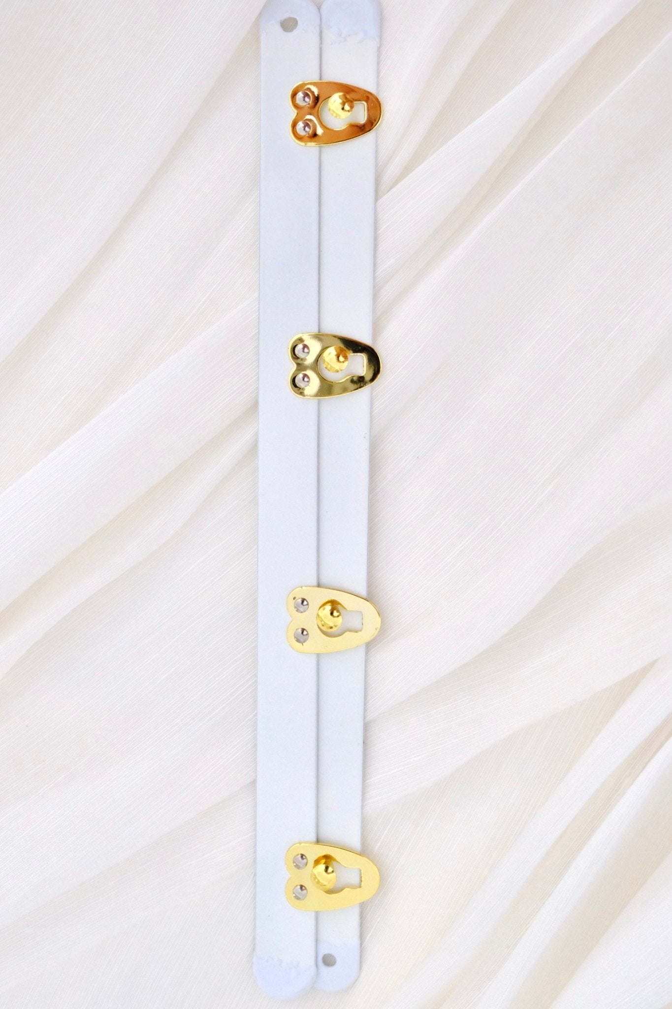 20cm White Busk with Golden Buttons - The Stitch Parlour - The Stitch Parlour