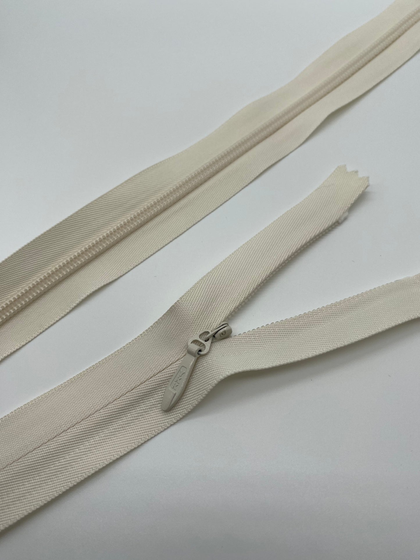 Invisible Zips #5 - YKK - The Stitch Parlour
