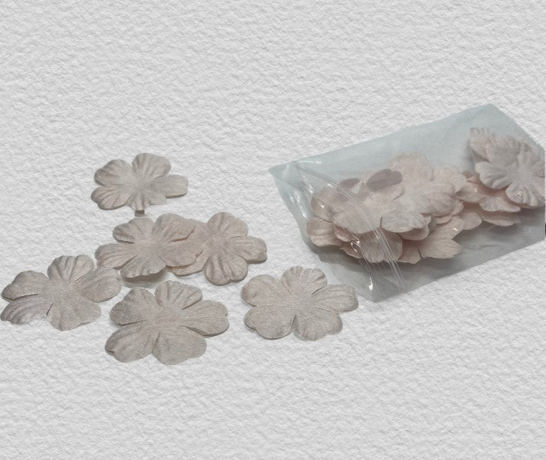 Cream Daisy Flower 4cm - pkt 10 - The Stitch Parlour - The Stitch Parlour