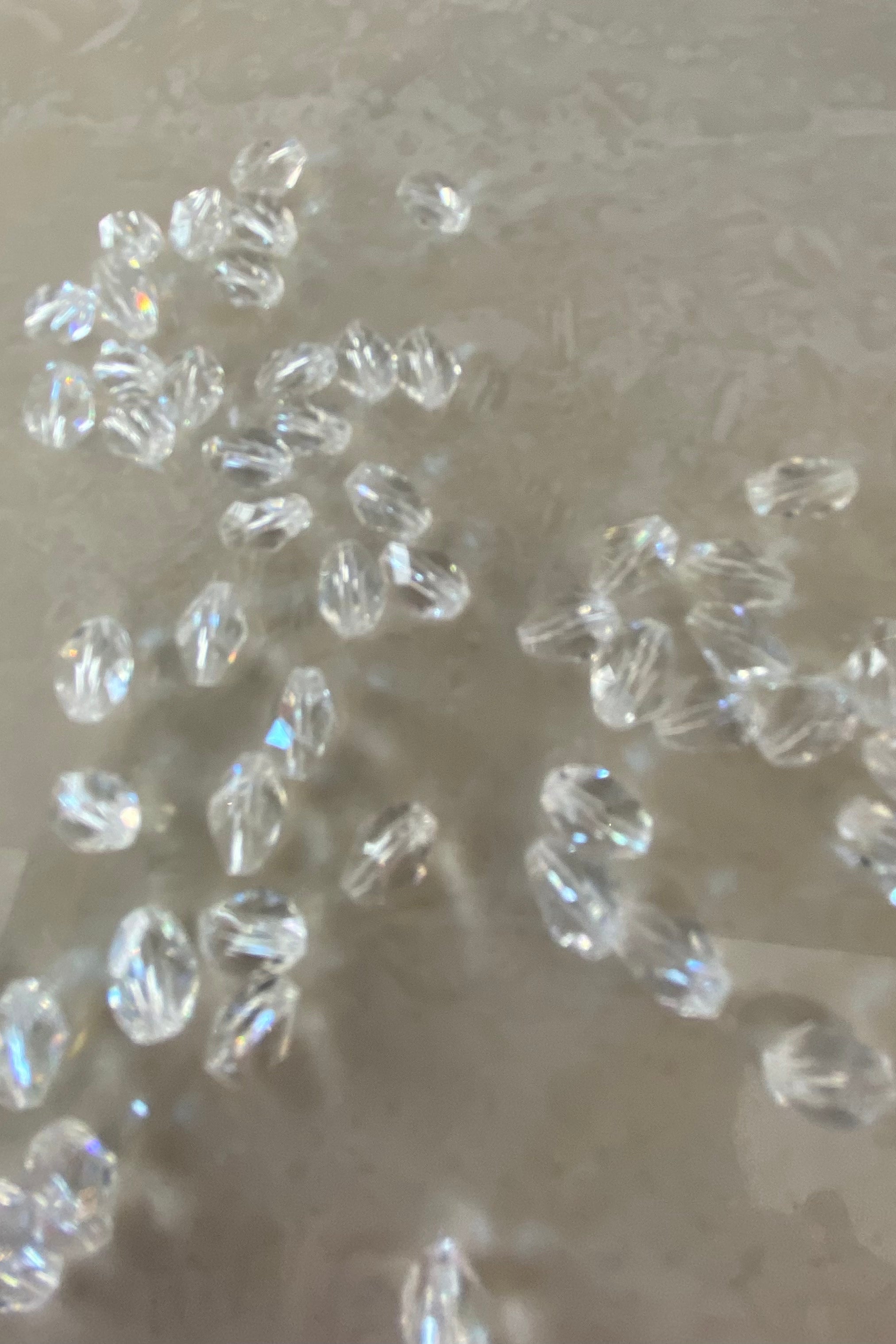 Rice Crystals, 20 pkt - Beads - The Stitch Parlour