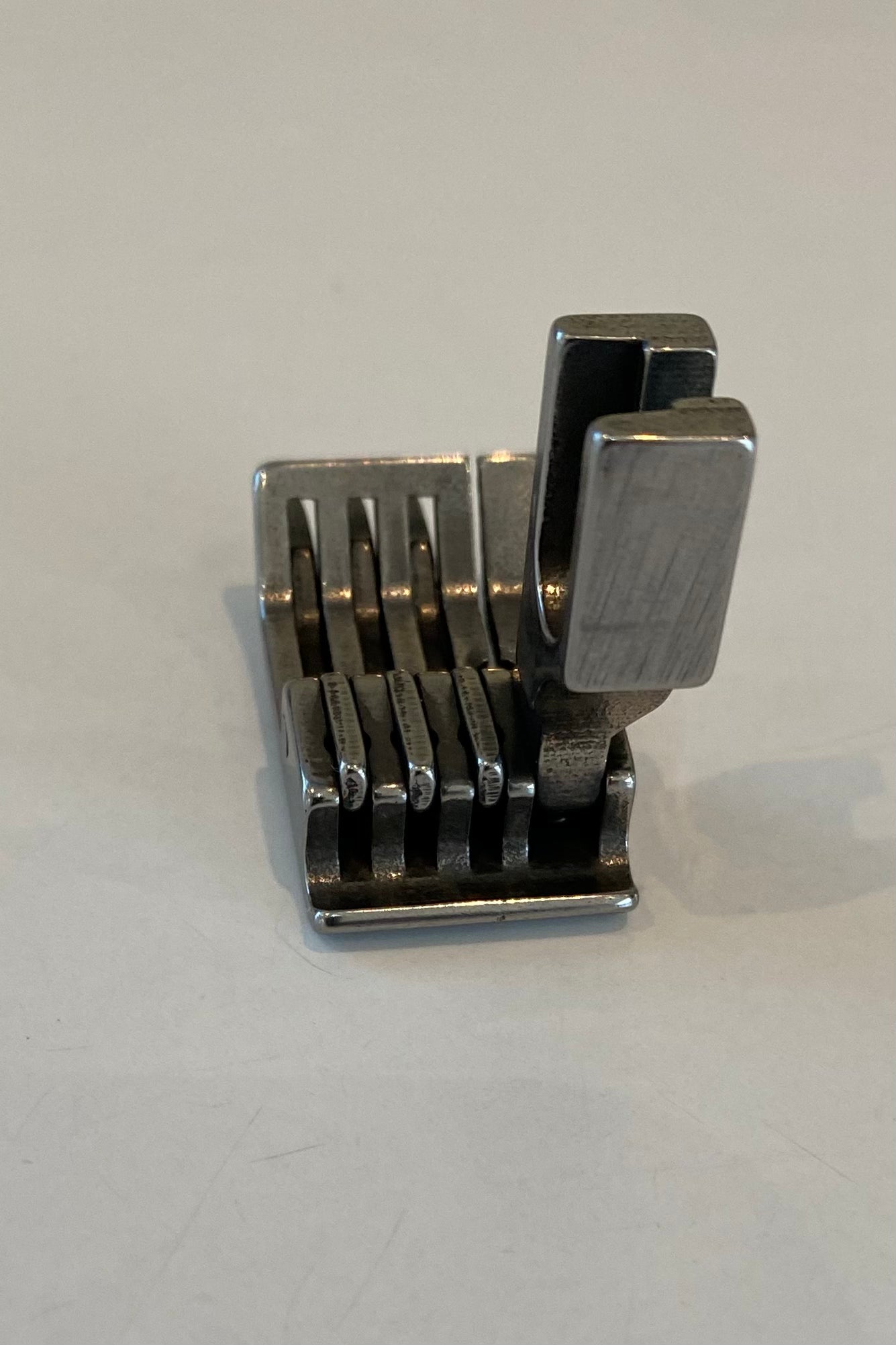 3 Knife Compensating Presser Foot