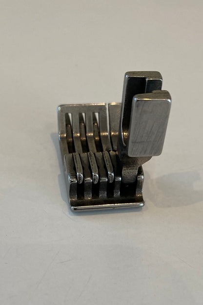 3 Knife Compensating Presser Foot