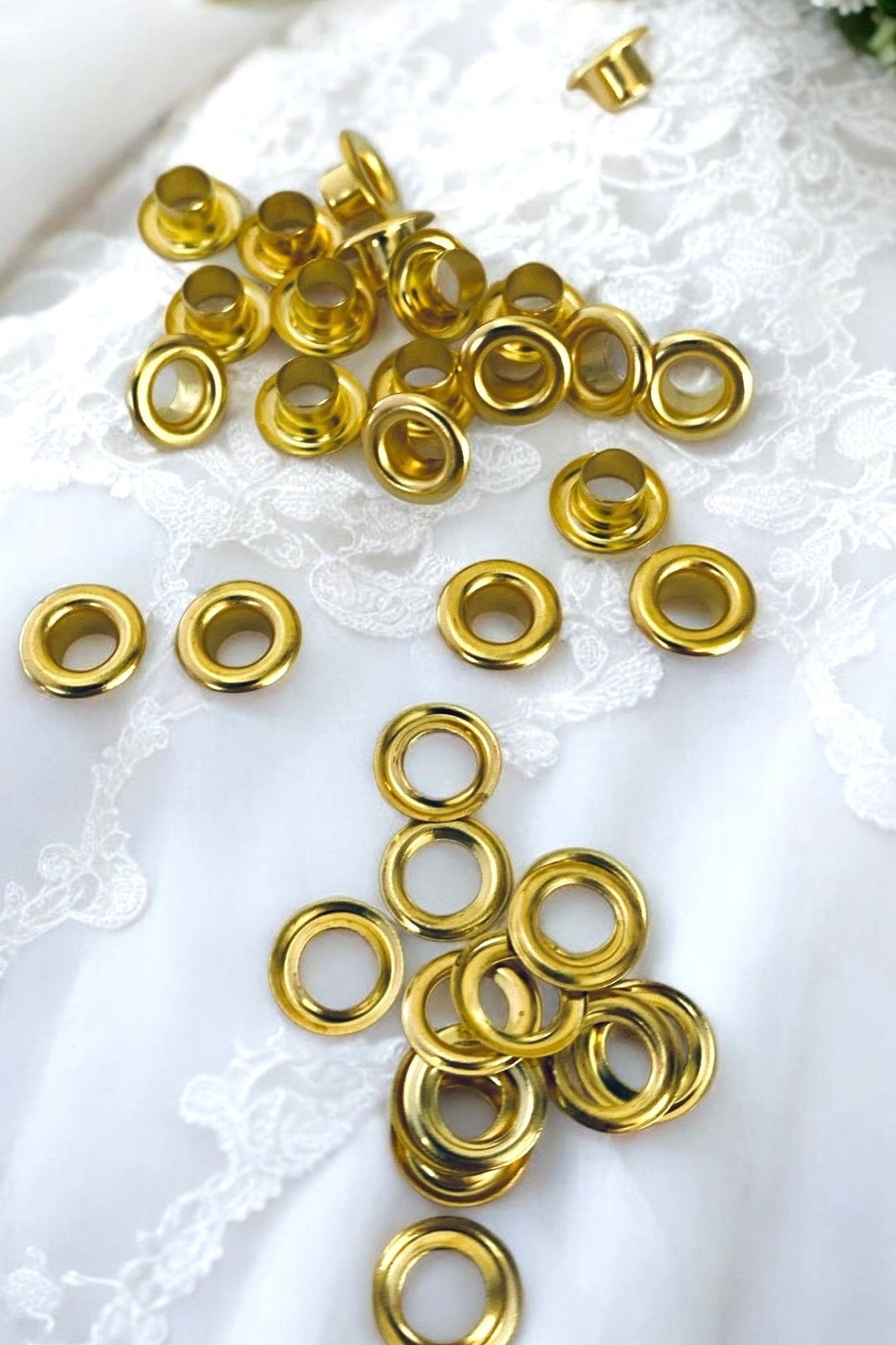 Coloured Eyelets with Washers 4mm - Prym - The Stitch Parlour