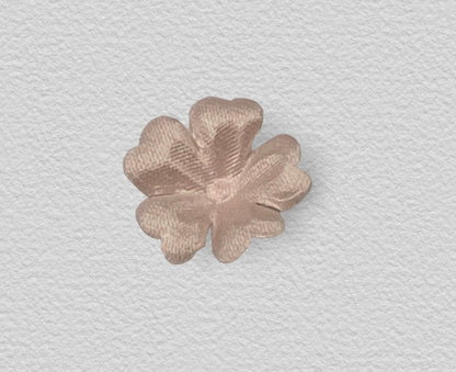 Peach Flower 1.5cm - pkt 10 - The Stitch Parlour - The Stitch Parlour