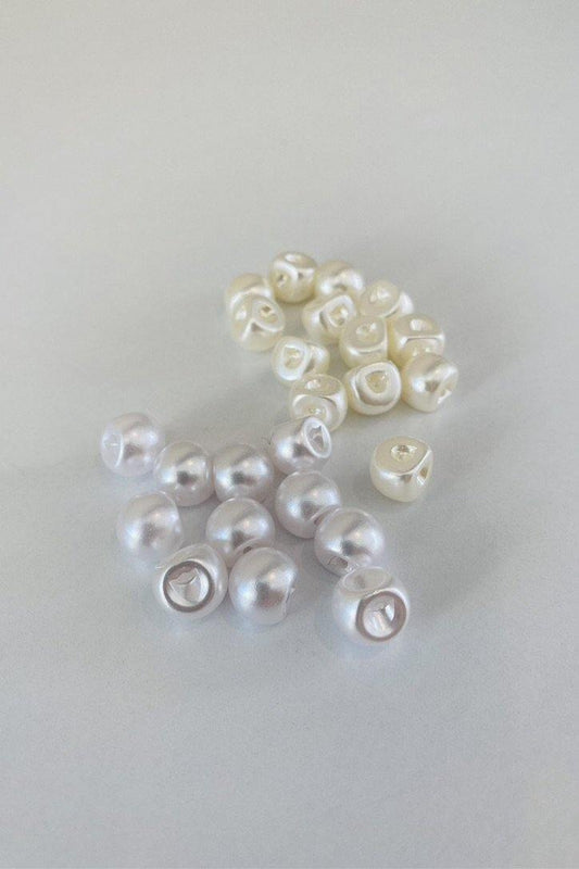 Pearl Buttons, Full Ball - Packet of 10 - The Stitch Parlour - The Stitch Parlour