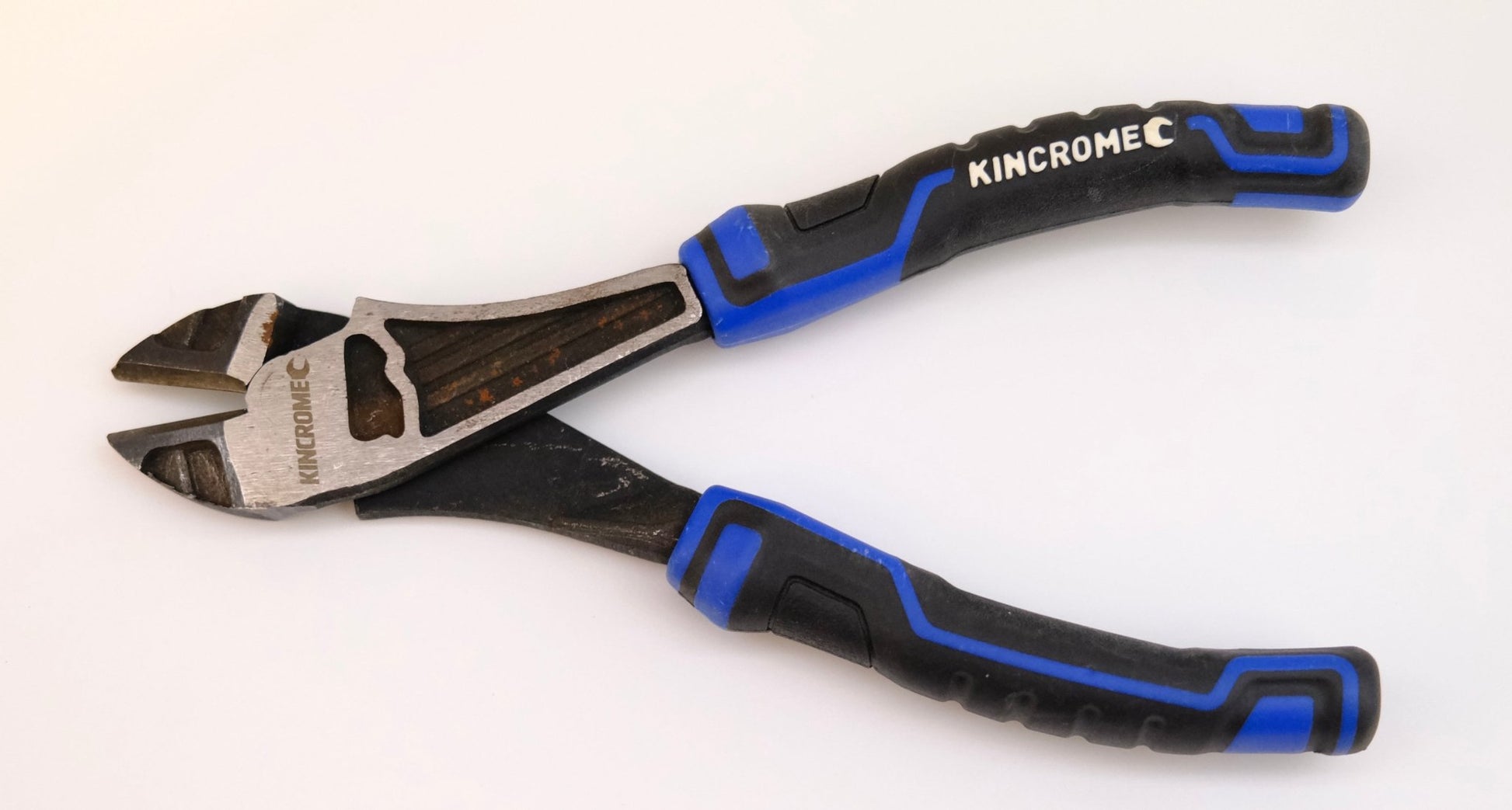 Pliers for Cutting Spiral Steel Boning Kincrome K4205 - The Stitch Parlour - The Stitch Parlour