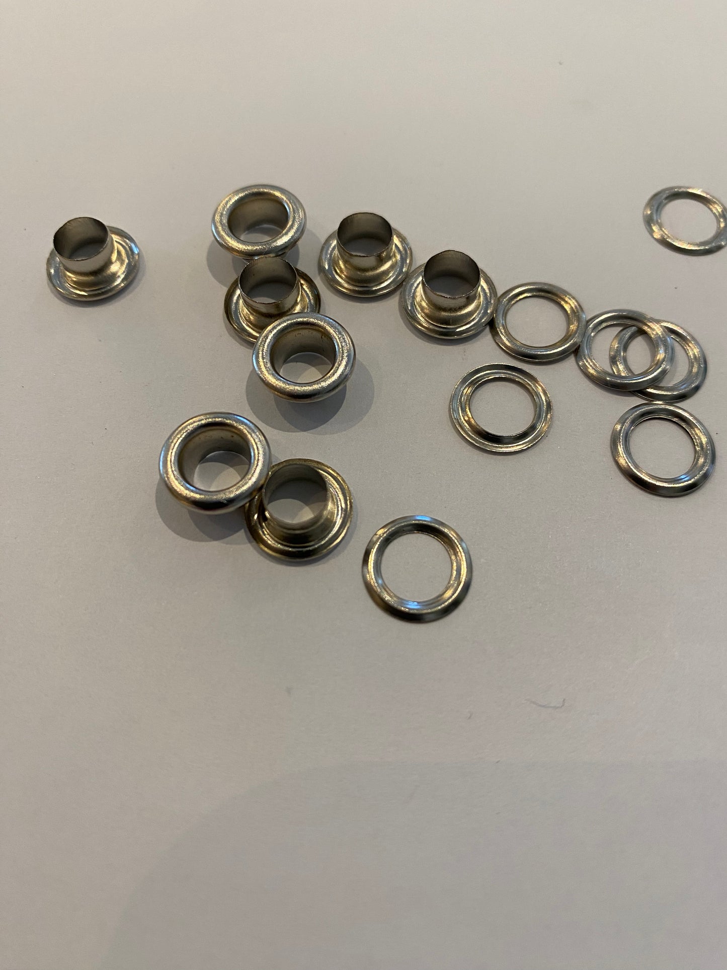 Coloured Eyelets with Washers 6,8mm