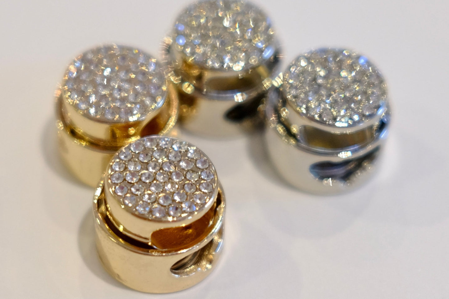 Spring Clasp - The Stitch Parlour - The Stitch Parlour